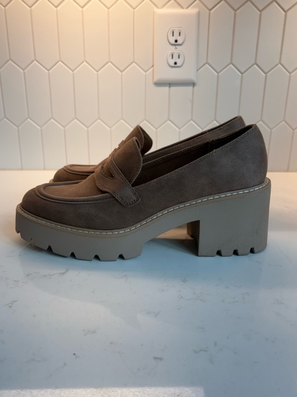 NWOT DV by Dolce Vita Temecula Platform Loafers. Mushroom Suede. Size 10.